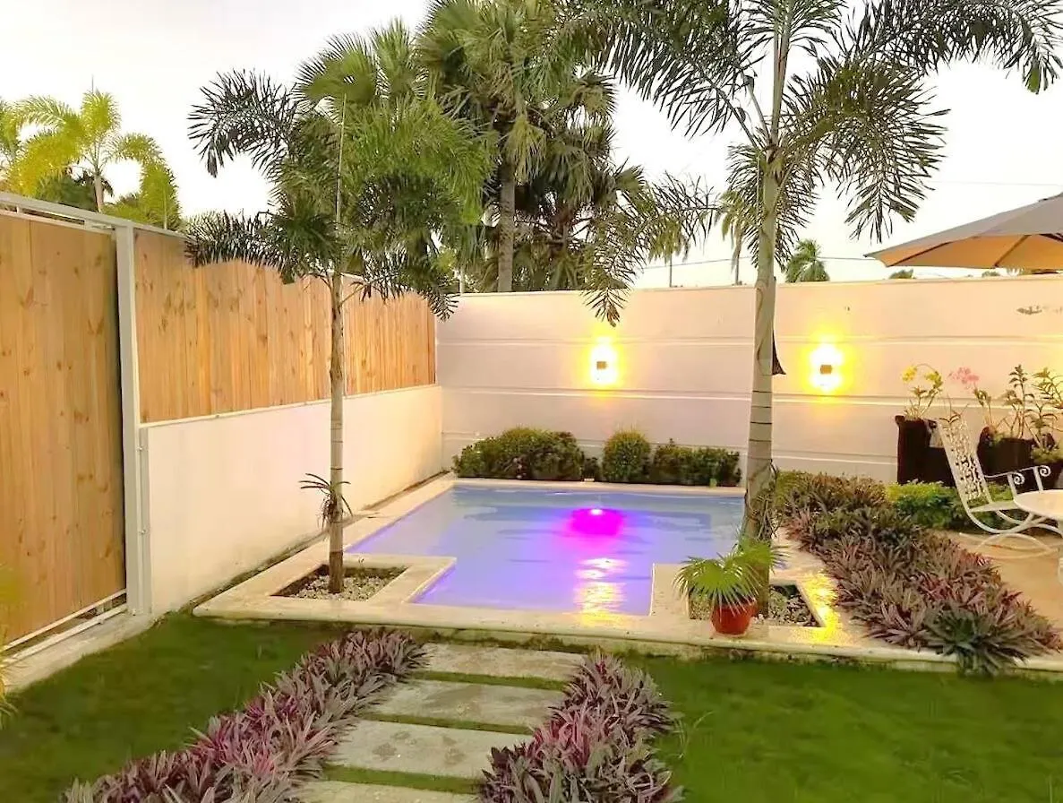 Villa Paraiso Familiar 10 Px En Cabrera By Drvacationsrental République dominicaine